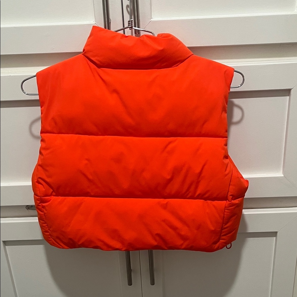 Bright Orange Puffer cropped vest! - Picture 3 of 3